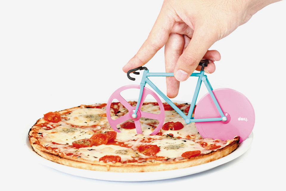 doiy-fixie-bicycle-pizza-cutter-03