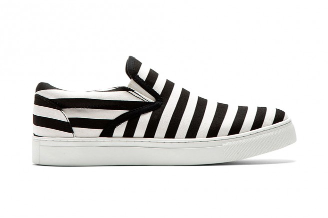 undercover-2014-spring-summer-striped-slip-on-shoes-001