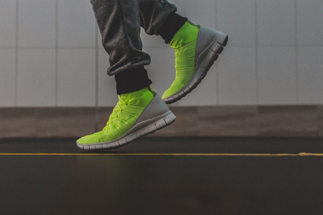 a-closer-look-at-the-nike-free-mercurial-superfly-htm-volt-00