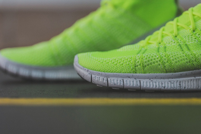 a-closer-look-at-the-nike-free-mercurial-superfly-htm-volt-2