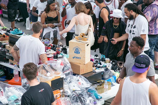 crepe-city-11-sneaker-festival-laces-the-streets-of-london-20