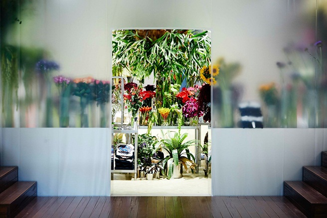 floral-shop-amkk-by-the-pool-aoyama-2