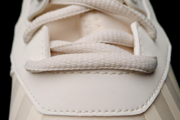 adidas-originals-tubular-whiteout-04