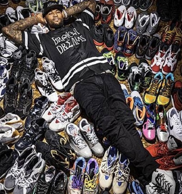 demarcus-cousins-shows-off-sneakers-1