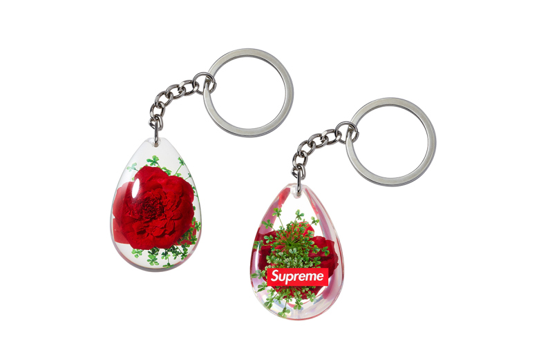 supreme-2014-fall-winter-accessories-collection-19
