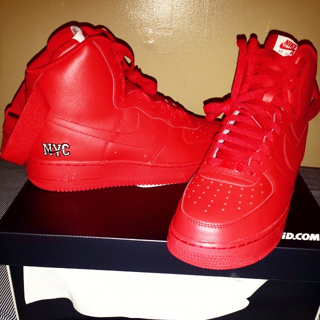 nike-id-yeezy-spotight-air-force-1-high-nyc-red-october