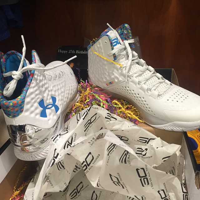 under-armour-curry-one-birthday