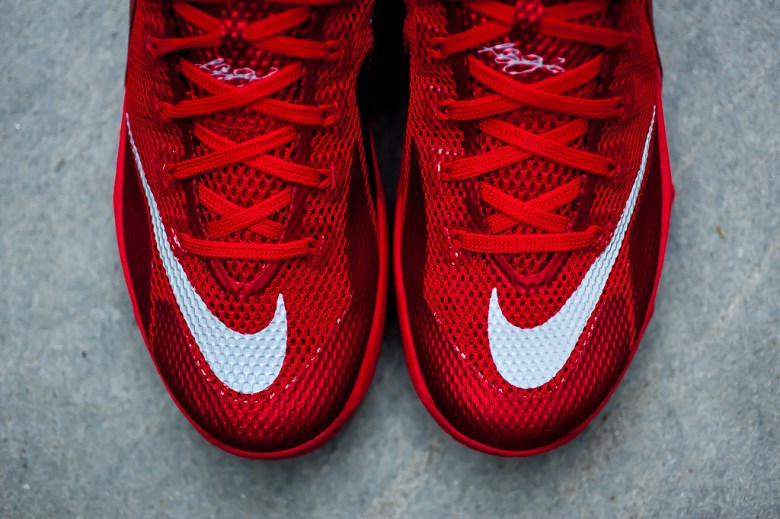 a-closer-look-at-the-nike-lebron-12-low-prm-university-red-2