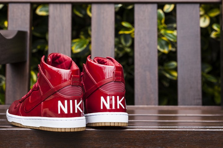 nike-dunk-high-lux-sp-gym-red-01