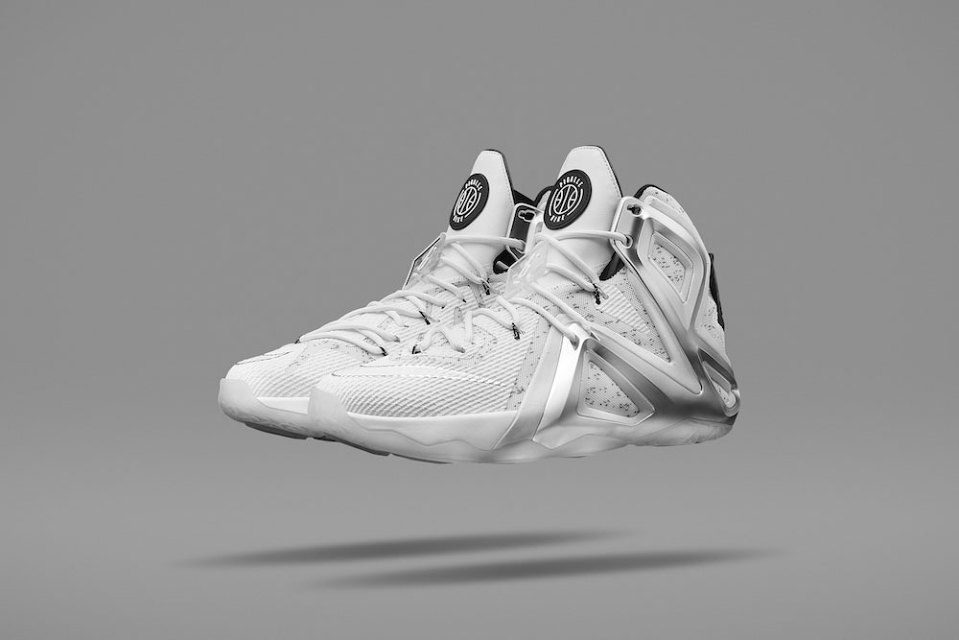 Pigalle-x-Nike-LeBron-12-Elite-2