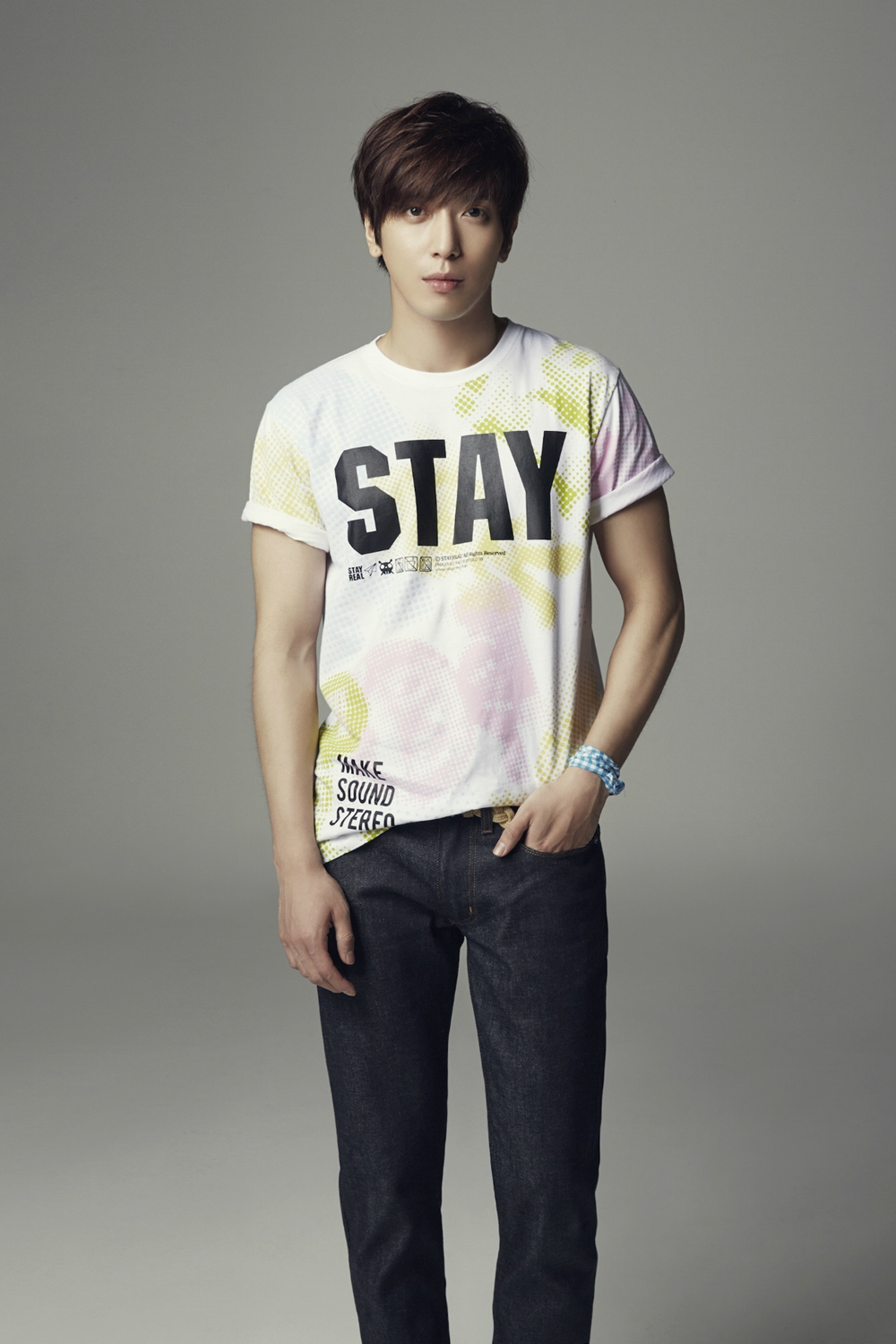 STAYREAL-x-CNBLUE-02