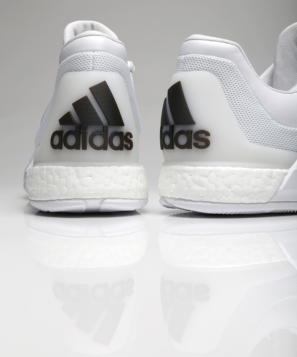 adidas-Crazy-Light-Boost-2015-White-pe-hardens-04