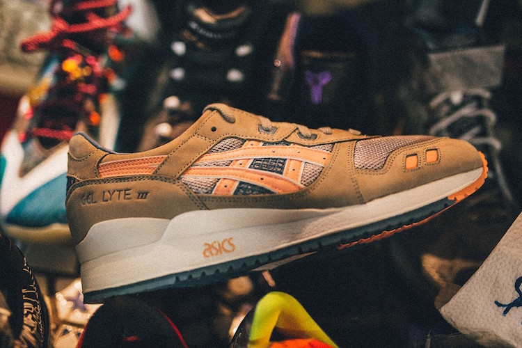 sole-superior-singapore-2015-most-expensive-sneakers-12-Asics-Gel-Lyte-III-x-Ronnie-Fieg-Flamingo-1200x800