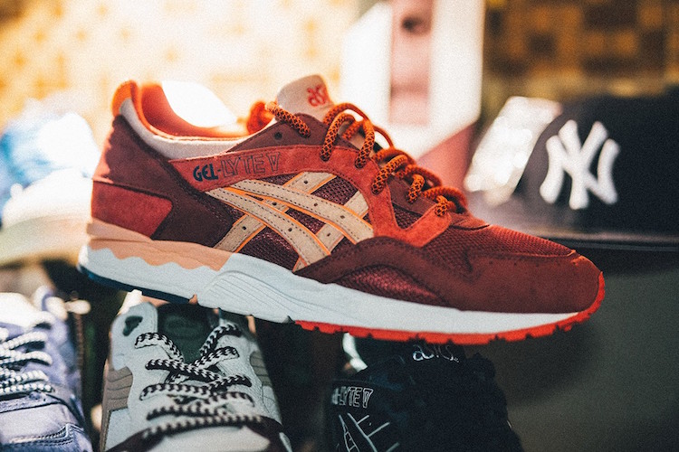 sole-superior-singapore-2015-most-expensive-sneakers-14-Asics-Gel-Lyte-V-x-Ronnie-Fieg-1200x800