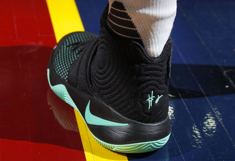 kyrie-irving-nike-kyrie-2-green-glow-2