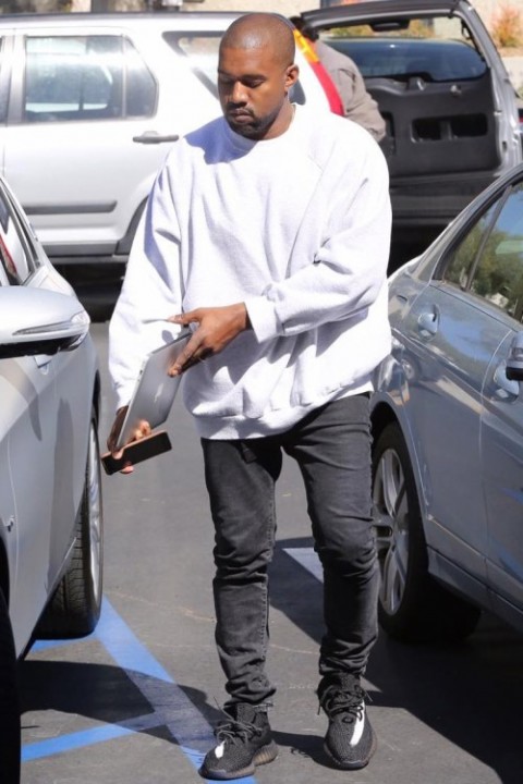 kanye-west-wearing-new-striped-yeezy-boost-001