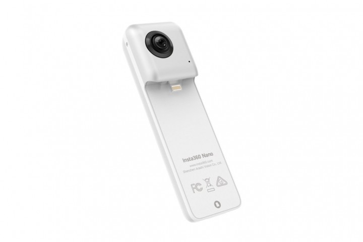 insta360-iphone-virtual-reality-camera-2