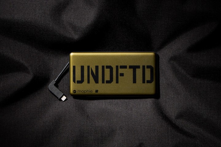 undefeated-mophie-powerstation-plus-mini-22