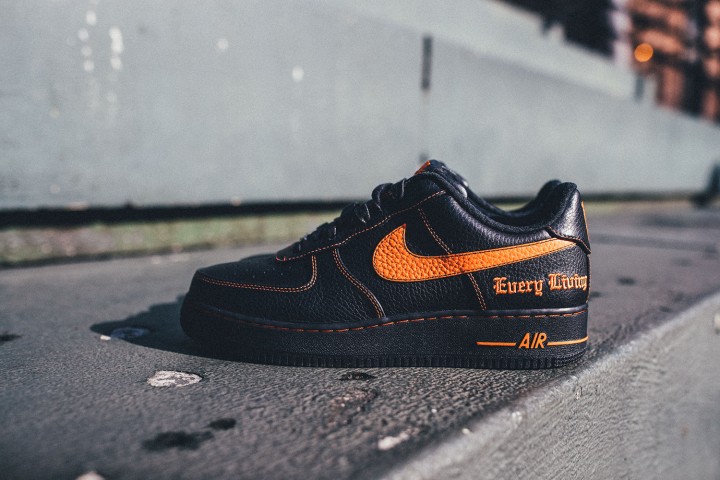 vlone-nike-air-force-1-official-look-011