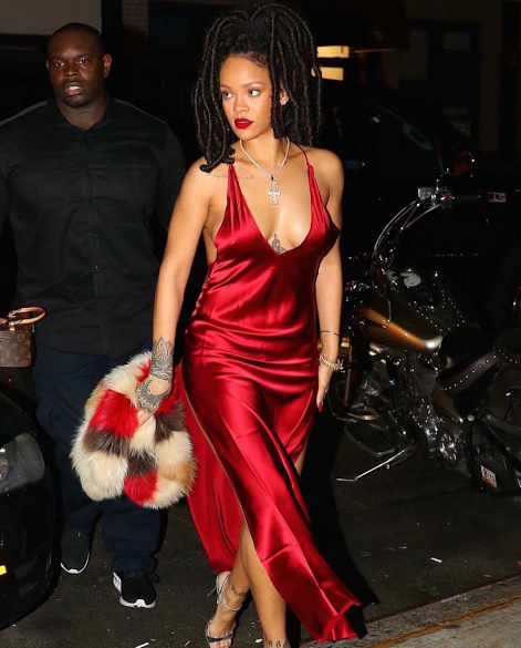 Rihanna-Rocks-Faux-Locs-Trend
