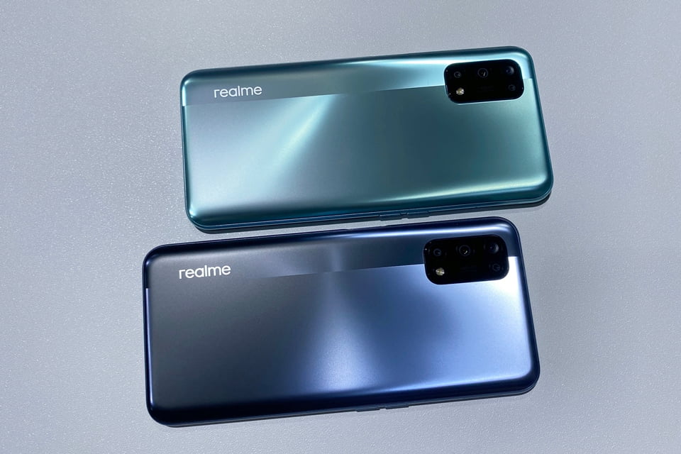 realme 7 5G推出青出於藍、破曉之光雙色