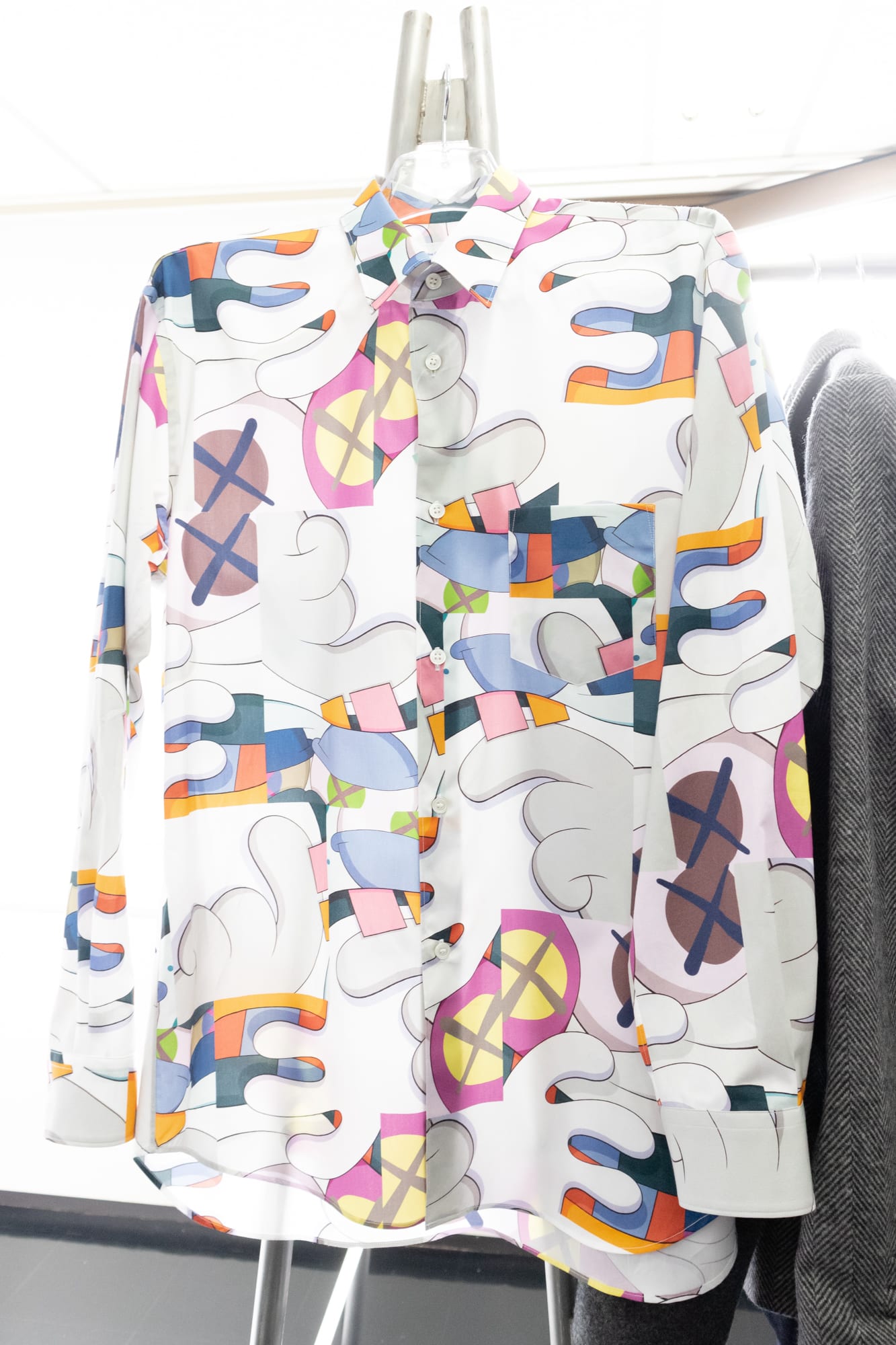 全新話題之作－COMME des GARÇONS SHIRT x KAWS 膠囊系列預覽