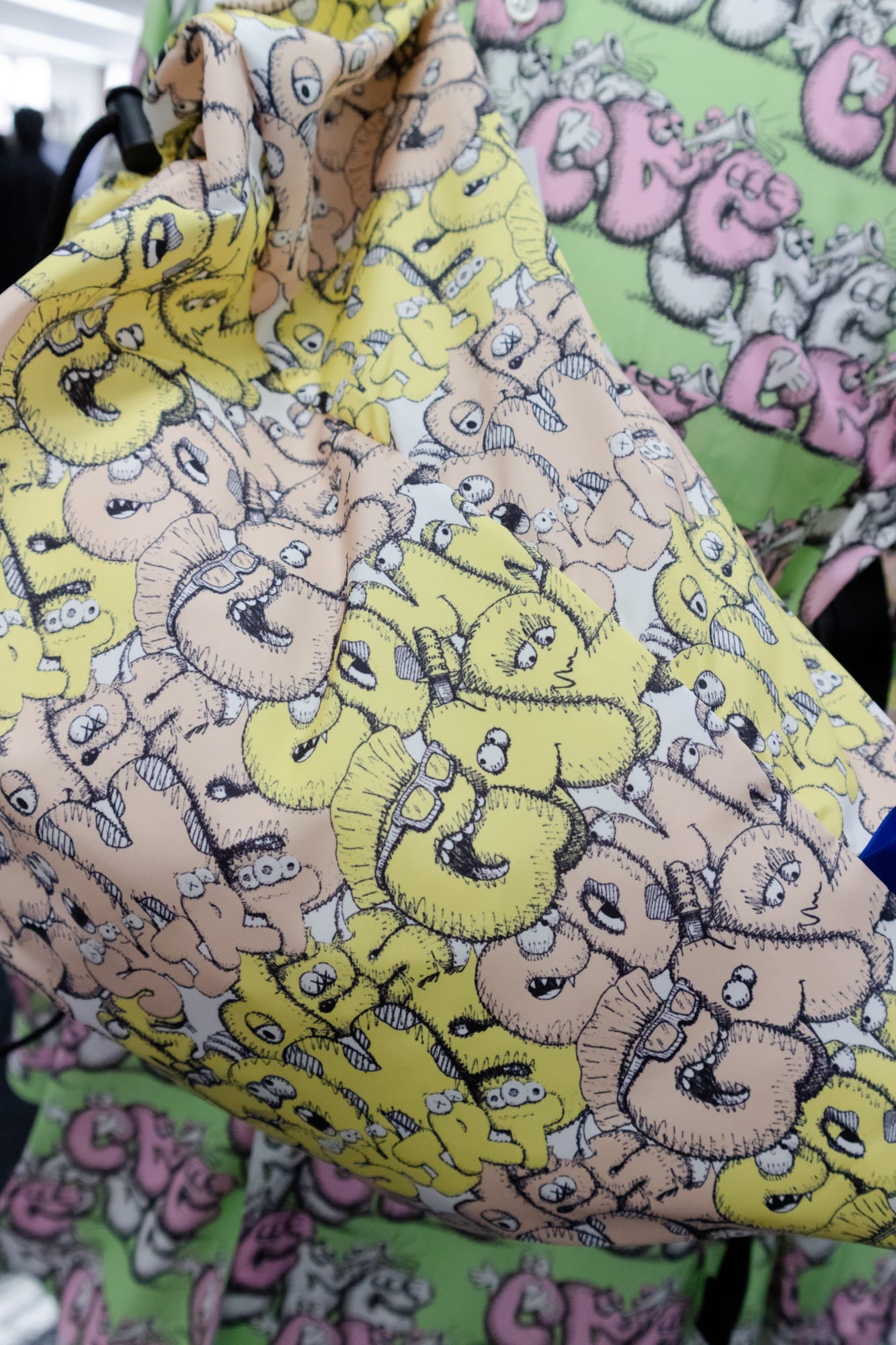 全新話題之作－COMME des GARÇONS SHIRT x KAWS 膠囊系列預覽