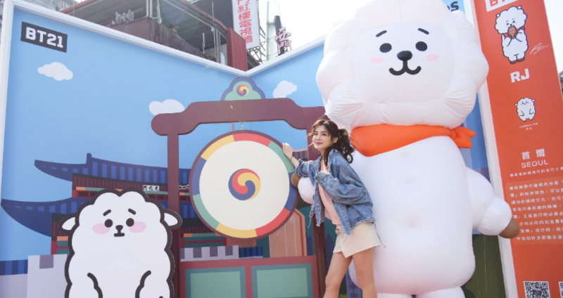 IG 打卡潮流新據點！宇宙明星 BT21 登陸「西門町」，還讓你免費入手 iPhone 12！