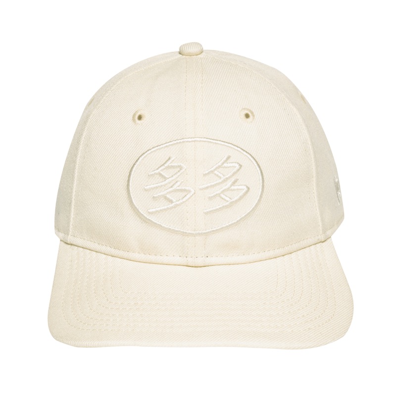 Hyukoh 吳赫無限次著用！New Era x 多多聯乘帽款即將在台開賣！