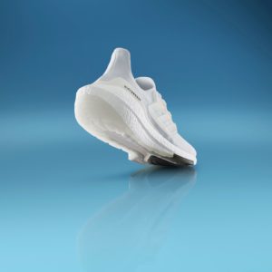 給你滿滿的 BOOST！adidas Ultraboost 21 終於正式發表，加厚中底腳感爆棚！