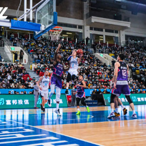 Julia吳卓源、E.SO瘦子接力演出!富邦勇士「籃球有嘻哈」賽事回顧,全場爆滿嗨翻天!