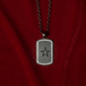 周董收到的生日大禮你也能擁有！ PHANTACi 攜手周大福「 MONOLOGUE」推出聯名限量 J 系列金飾！