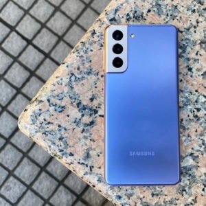 3C潮好玩｜2021 三星年度旗艦手機 Galaxy S21 開箱試拍：好型、好拍、好會攝！