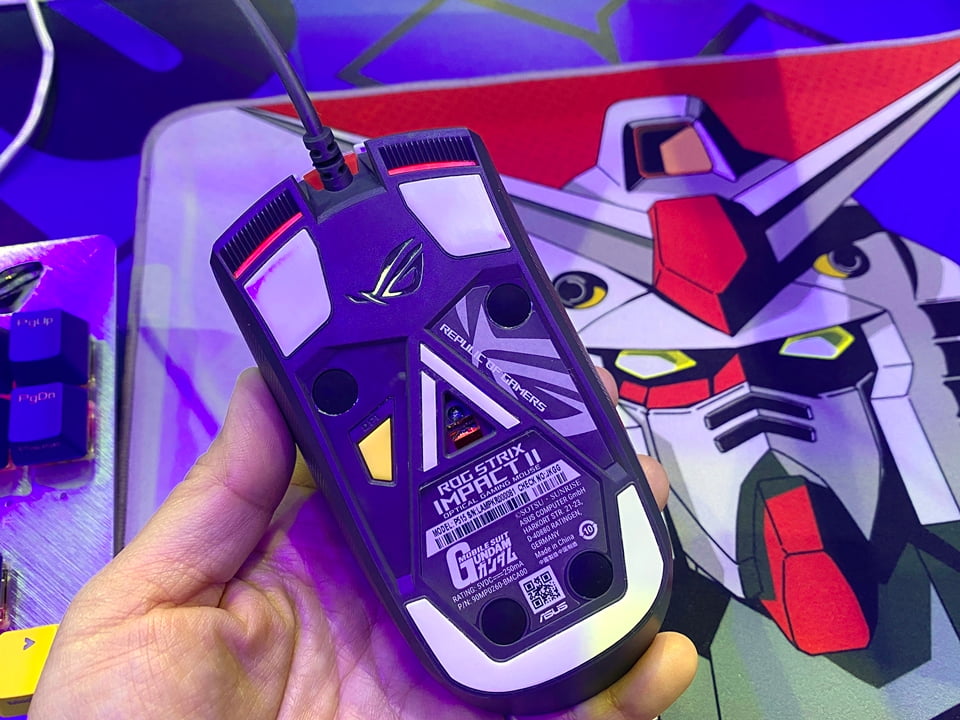 華碩鋼彈聯名系列