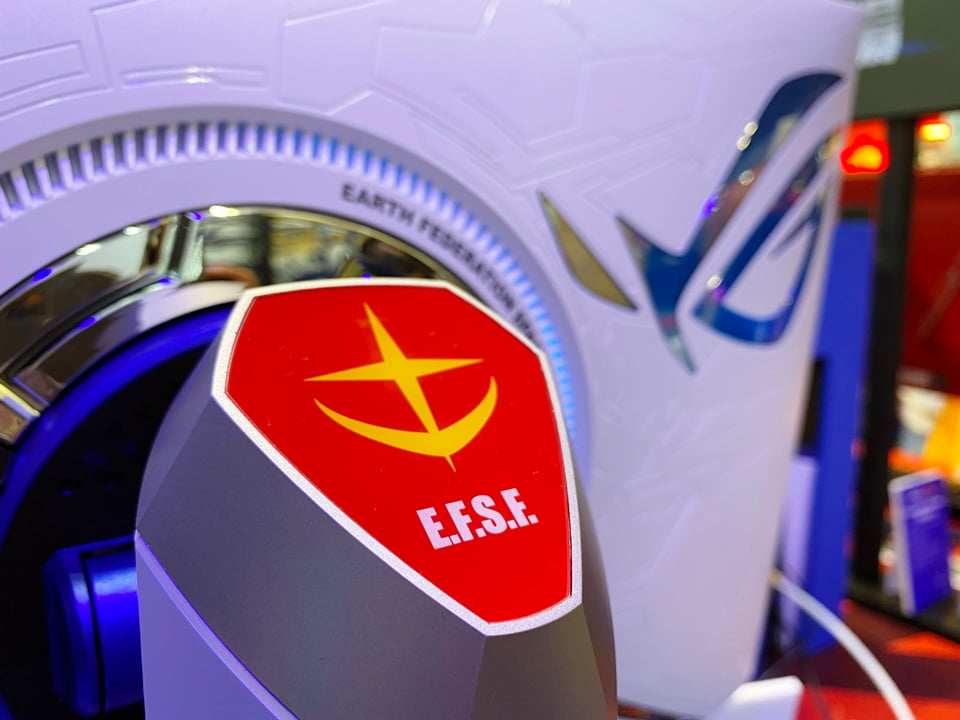 華碩鋼彈聯名系列