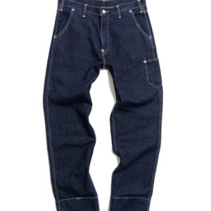 丹寧潮人很難不掏錢！ LEVI’S 原創前衛實驗性「 RED 」系列正式回歸，一次帶給你「寬、酷」！