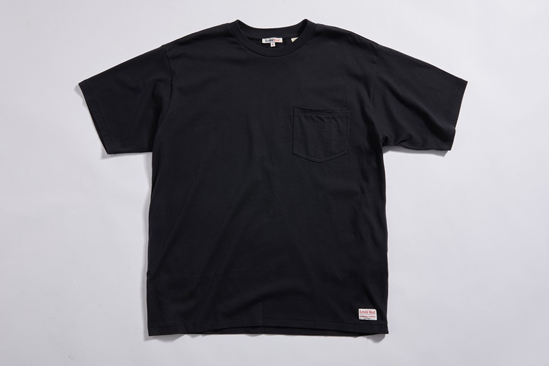 LEVI’S® RED 廓型上身 完整型塑赤吒風型男