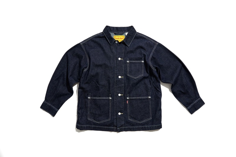 LEVI’S® RED 廓型上身 完整型塑赤吒風型