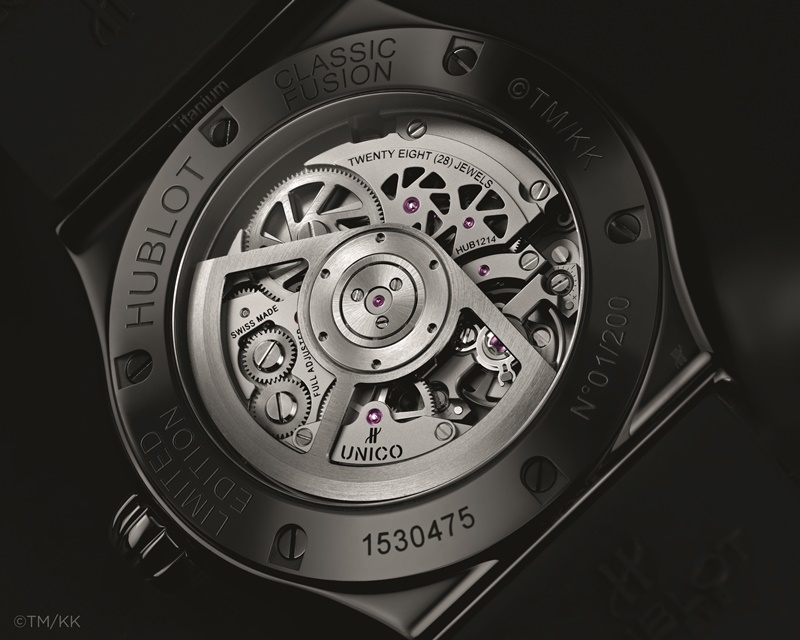 全球限量 200 只！村上隆 x HUBLOT 推出「黑魂小花」聯乘錶款，滿滿黑鑽可不是賣腎能解決！