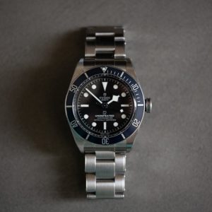 全球鬼罕限量 50 只！ UNDEFEATED x TUDOR 聯乘 Black Bay 潛水錶款正式現身