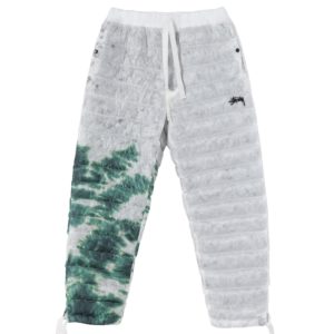 台灣販售預告｜渲染 Stussy x Air Force 1 買不到沒關係！這件 Stüssy  x Nike 渲染羽絨套裝讓你帥氣過冬！