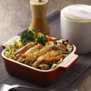 星巴克粉嫩春櫻系列新品登場，「鹹焦糖綿雲瑪奇朵」、「莓果雲朵咖啡啤酒」開啟春日咖啡新體驗！