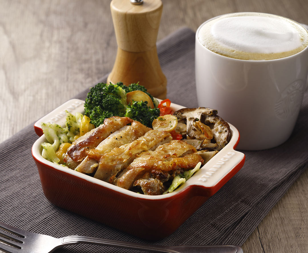 星巴克粉嫩春櫻系列新品登場，「鹹焦糖綿雲瑪奇朵」、「莓果雲朵咖啡啤酒」開啟春日咖啡新體驗！