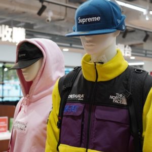 紅包還夠嗎？日本二手買取店鋪 2ND Street 正式插旗微風南山 atre ，球鞋、精品及 Supreme 讓你買到手軟！