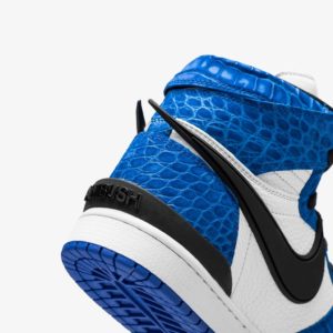 普通聯名哪能比？「官網開賣」AMBUSH 頂級芝加哥 Dunk ，閃電黑藍配色更炸！