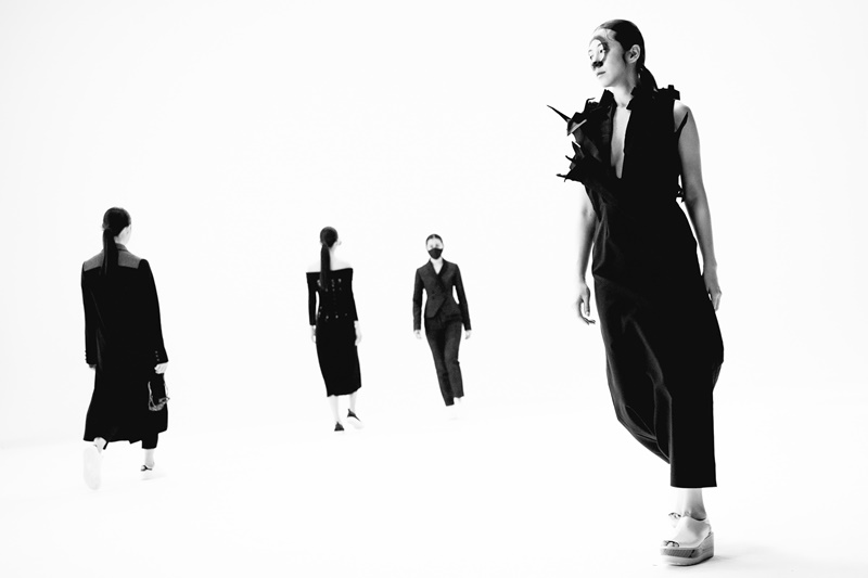 集結金馬一線卡司！台灣旅英設計師品牌 APUJAN 推出 2021 秋冬系列「夢中搜查令」，打造出電影規格時裝秀影片！