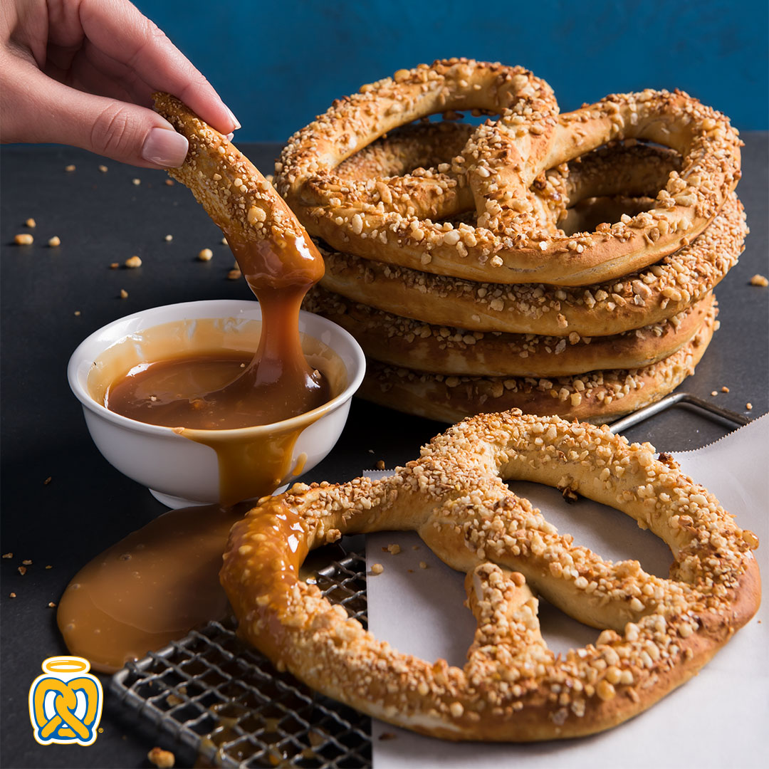 美味蝴蝶餅新選擇！Auntie Anne’s 推出全新沾醬系列，五種口味帶來多重味蕾饗宴！