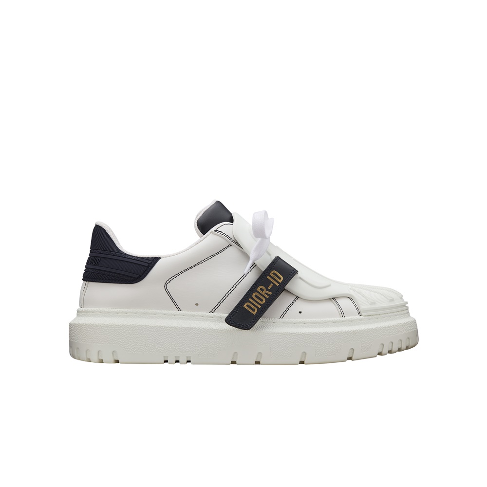 缺一雙與眾不同的質感小白鞋？ DIOR 全新休閒鞋款「 DIOR-ID 」正式上市，集工藝與細節於一身！