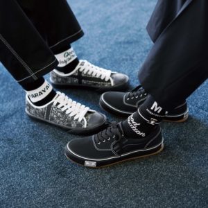 台灣販售預告｜ GD 也會想收？三原康裕 MIHARA YASUHIRO x GU 聯乘系列即將開賣，鞋款 $1800 有找！