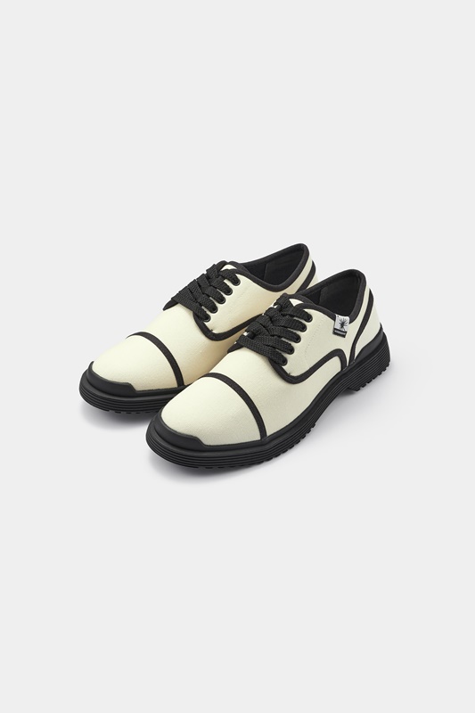 台灣販售預告｜ GD 也會想收？三原康裕 MIHARA YASUHIRO x GU 聯乘系列即將開賣，鞋款 $1800 有找！